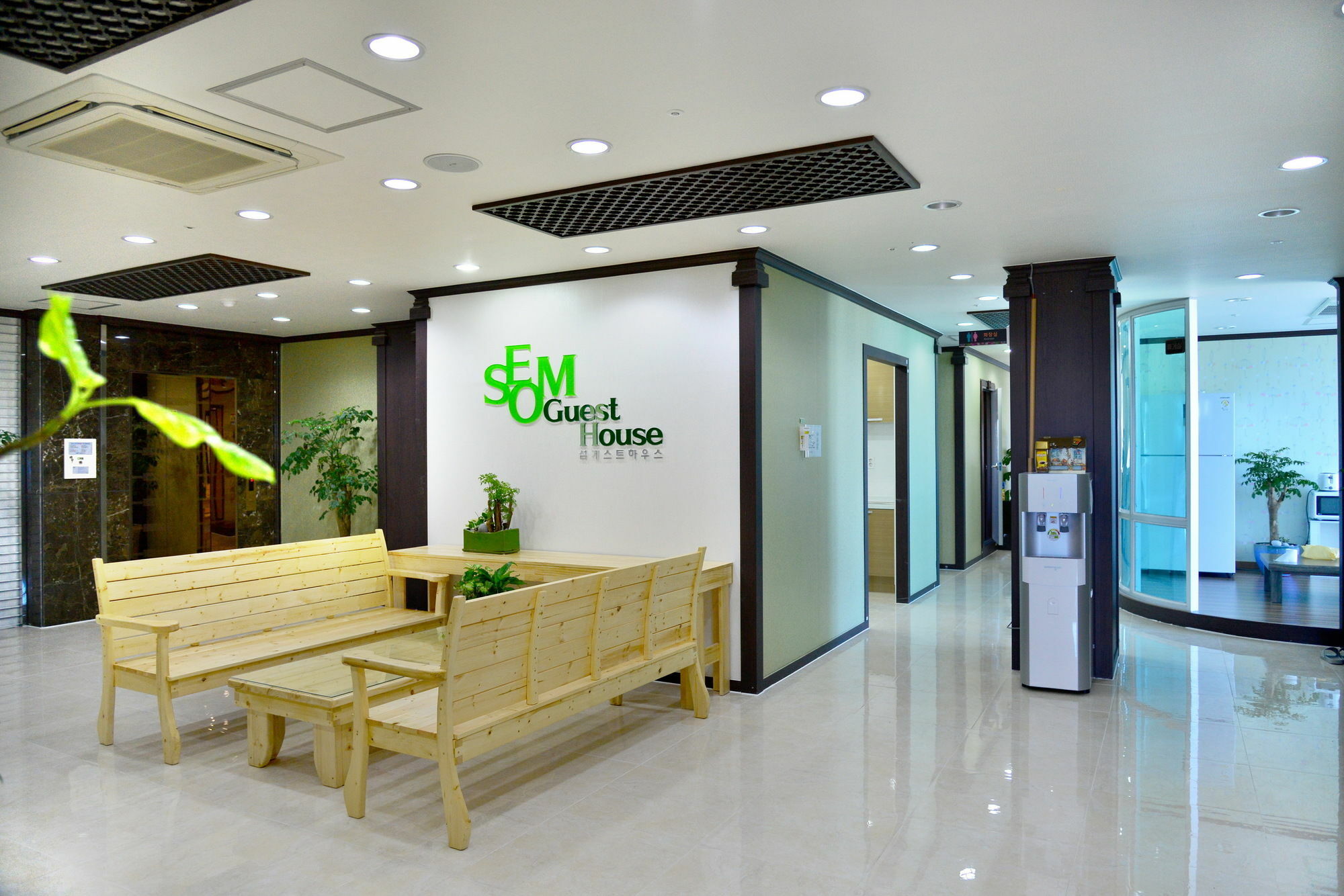 Seom Guesthouse Seogwipo Exterior photo